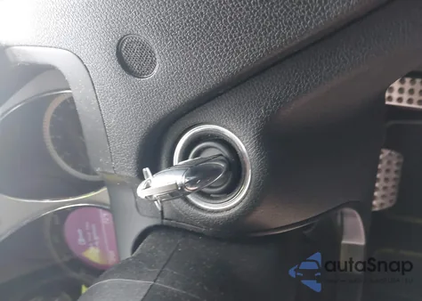 2009 Mercedes-Benz C 300 Luxury/Sport from USA, damaged, VIN WDDGF54X69F217067